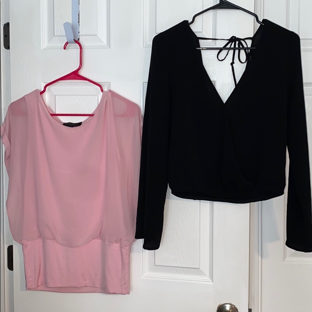 🔥 BOGO SALE!  2 beautiful tops Sz Small